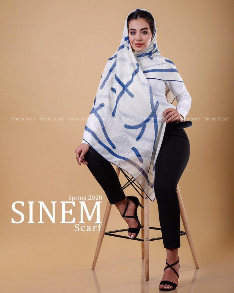 فروشگاه شال و روسری پینیکا