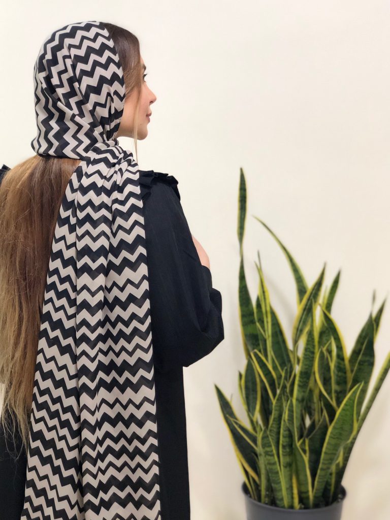 فروشگاه شال و روسری پینیکا