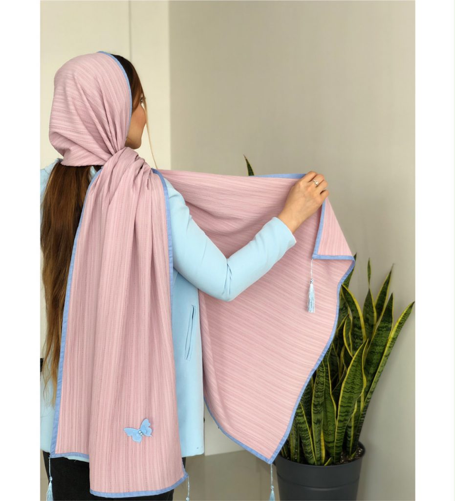 فروشگاه شال و روسری پینیکا