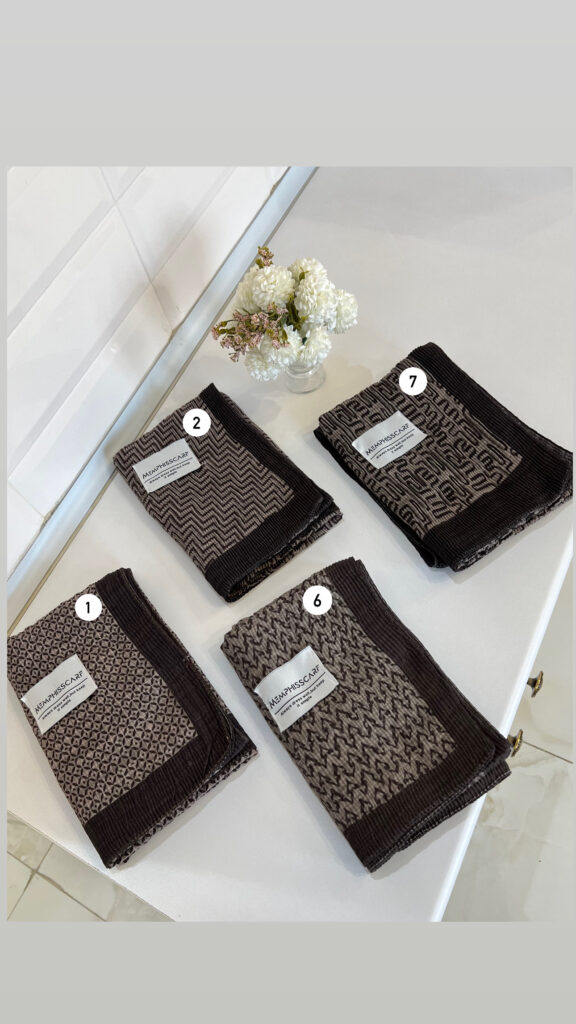 فروشگاه شال و روسری پینیکا