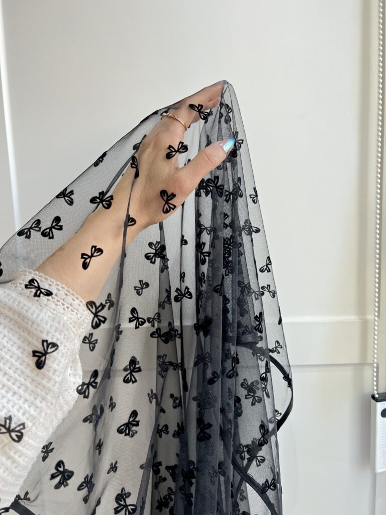 فروشگاه شال و روسری پینیکا