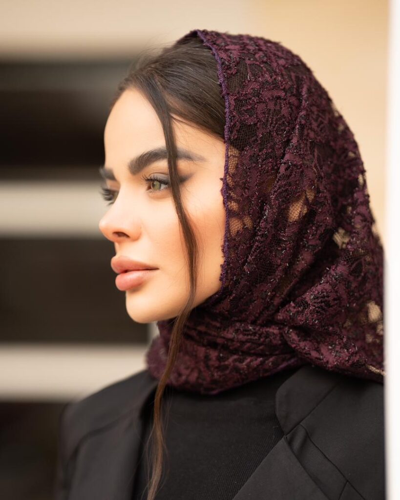 فروشگاه شال و روسری پینیکا