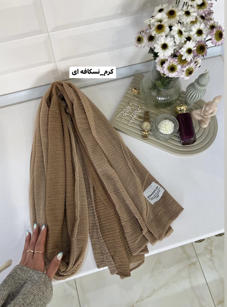 فروشگاه شال و روسری پینیکا
